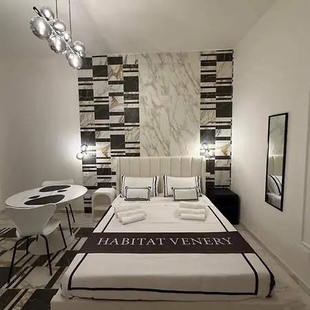 Habitat Modern Venery 4* 마르치아니세